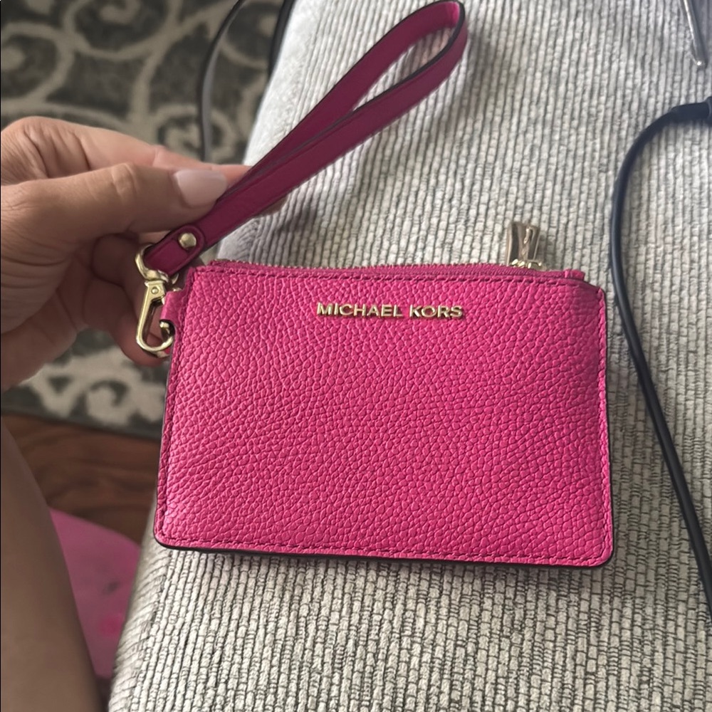 Michael Kors Pink Clutch Elegant Leather Design